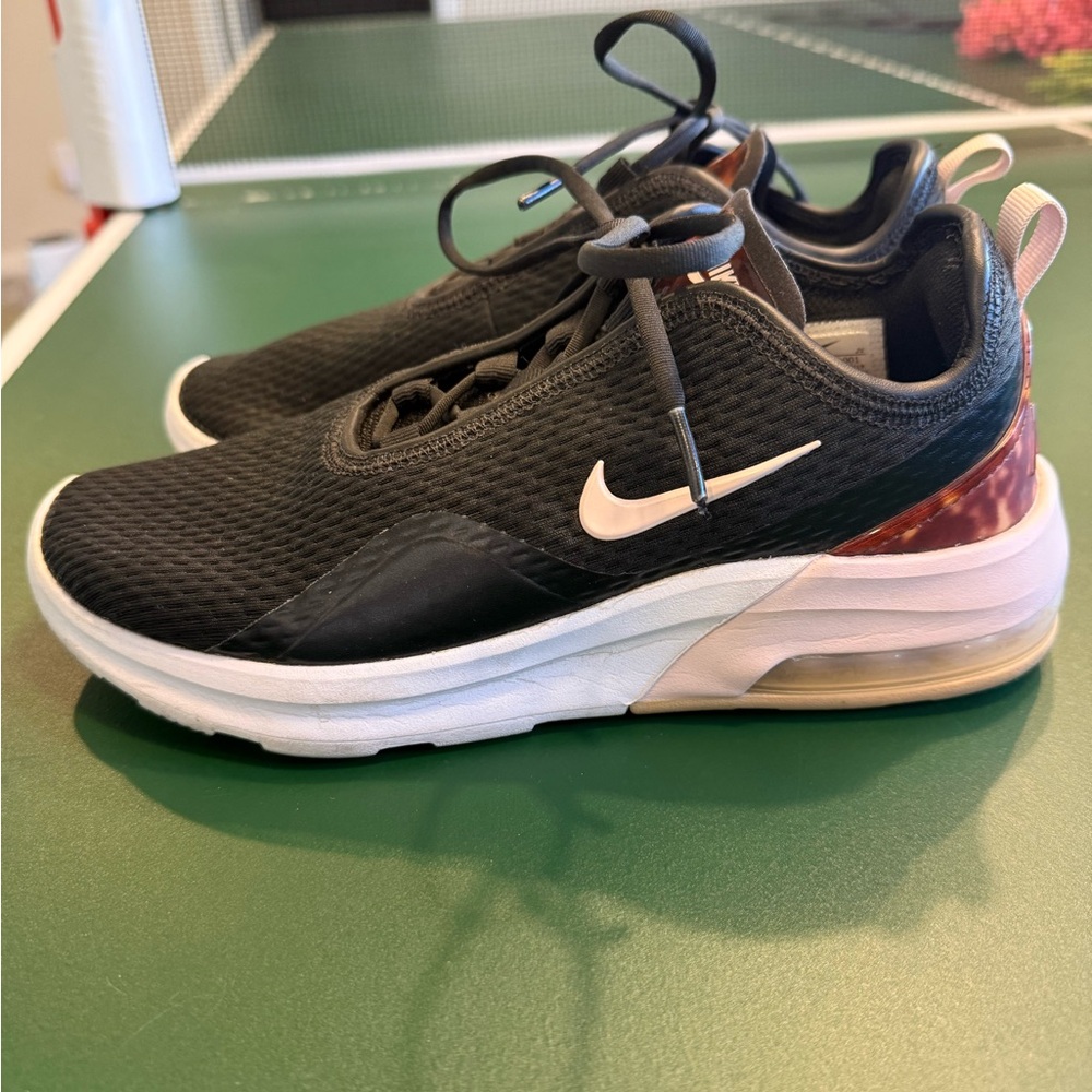 Nike Women's size 7 Sneakers Bundle